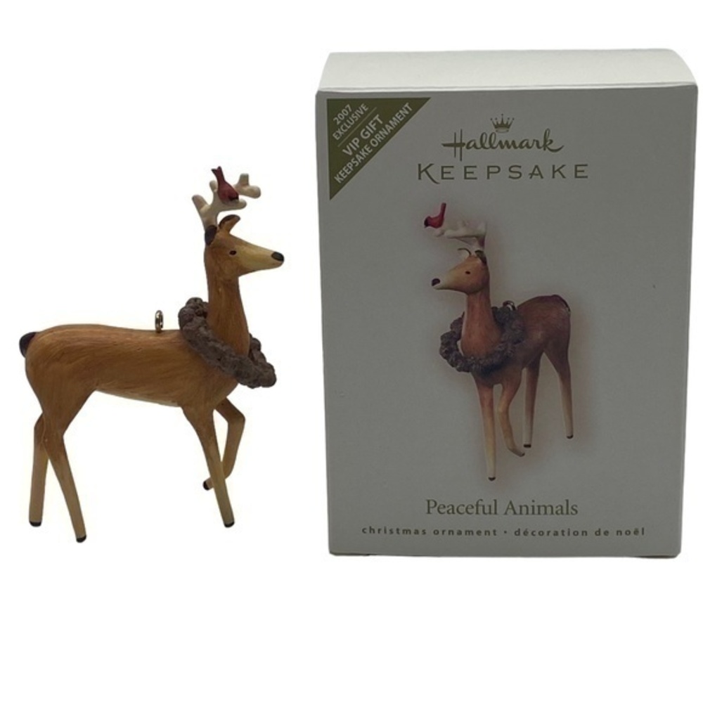 Hallmark Keepsake Peaceful Animals Reindeer Christmas Ornament 2007 in Box